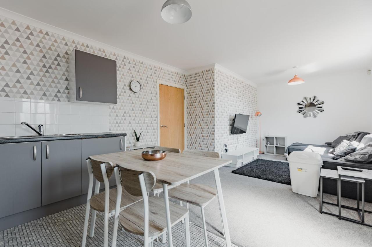 Hullidays - Theatre Side Apartment - Refurbished 2023 Kingston upon Hull Eksteriør billede