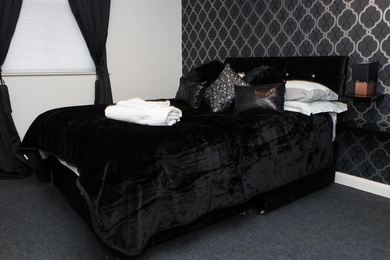 Hullidays - Theatre Side Apartment - Refurbished 2023 Kingston upon Hull Eksteriør billede